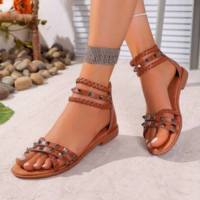 SHEIN 2021 New Women&#39;s Rivet Embellished Bohemian Braided Criss-Cross Strap Flat Sandals, Summer