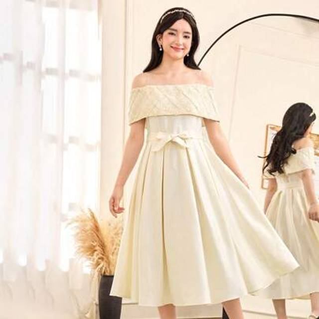 SHEIN Elegant Teen Girl Off Shoulder Floral Embroidery Mesh Splice Pleated A-Line Woven Solid Color Dress, Apricot & Champagne, Suitable For Weddings, Speci