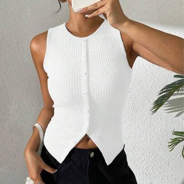 SHEIN Women Fashion Ribbed Knit Sleeveless Top With Split Hem, Petite Fit Bodycon Round Neck Tank Top