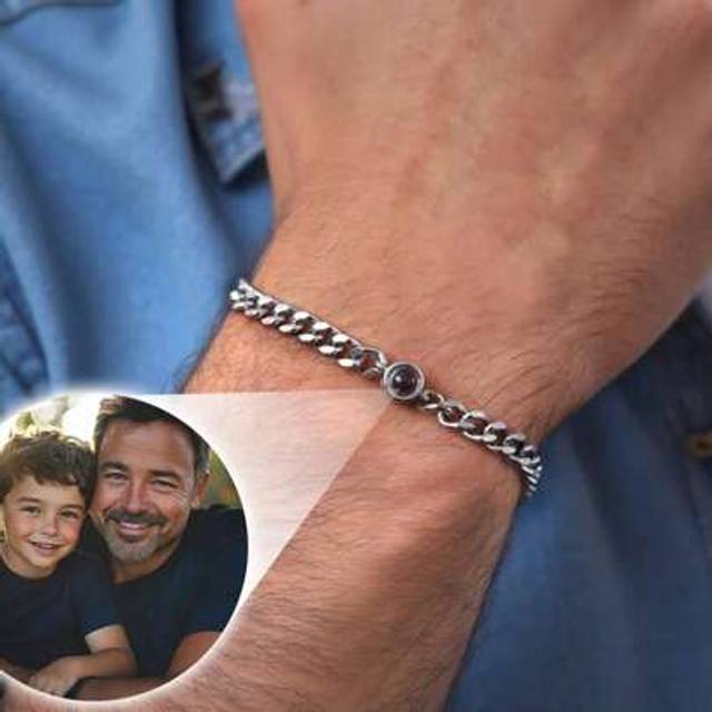 SHEIN Customized 7MM Cuban Link Projection Bracelet, Stainless Steel Thick Cuban Couple Bracelet, Customized Photo Men Projection Bracelet, Customized Color