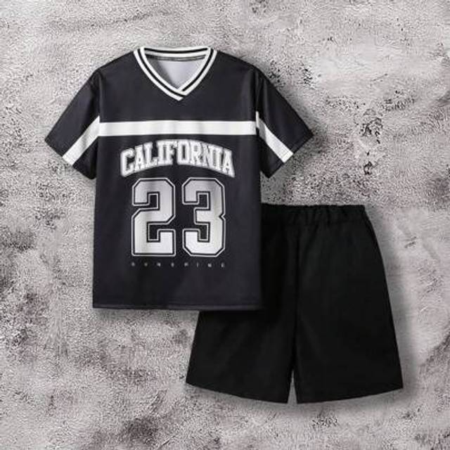 SHEIN 2pcs/Set Older Boys Casual & Hip-Hop Style Letter Print Loose Fit T-Shirt And Shorts Set, Suitable For Summer, Sports, Outdoor