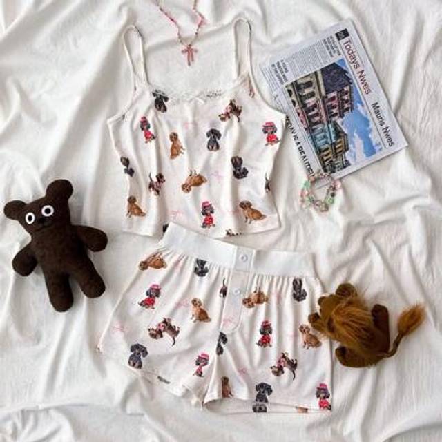 SHEIN Teen Girls Spring & Summer Valentine&#39;s Day Homewear, Clean Girl/American Vibe Floral Lace Bowknot-Dye Camisole And Shorts Pajama Set, Comfortable For