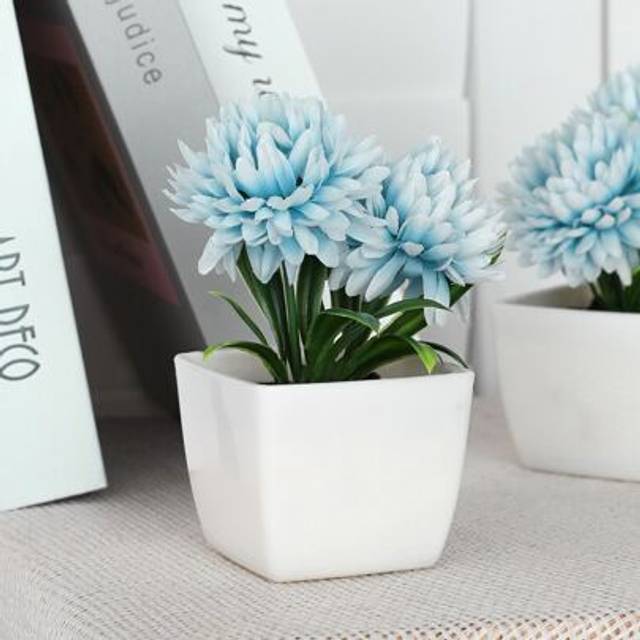 SHEIN 1pc Artificial Plant Ball Chrysanthemum Mini Potted Plant - Suitable For Indoor Office Desk, Coffee Table, Bathroom, Bedroom, Home & Garden Decoration