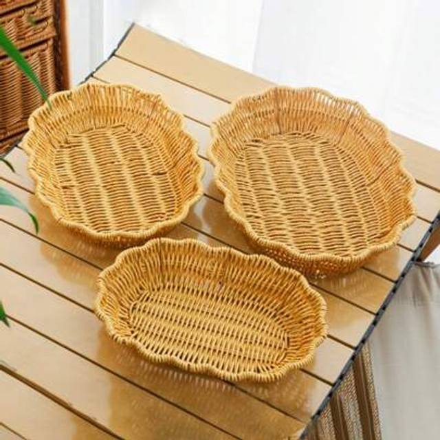 SHEIN 3pcs/1pc Handmade Woven Rattan-Look Tray, Rattan-Look Fruit Basket Snack Food Platter Storage Tray, Snack Plate, Woven Oval Shallow Plate, Outdoor Pic