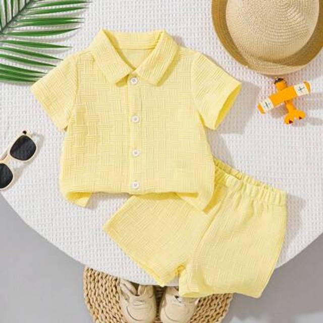SHEIN Textured Shirt And Shorts Street Fashion Toddler Baby Boy 2pcs Outfit Set