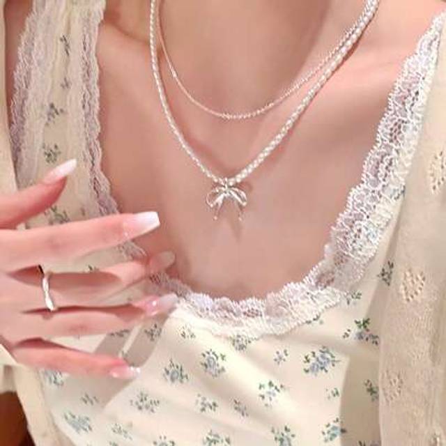 SHEIN 2pcs Luxury Sweet Double Layer Crystal Bowknot Pearl Necklace, Delicate Collarbone Chain Necklace Accessories For Women