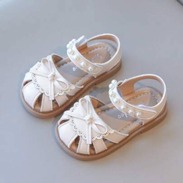 SHEIN New Design Girls Toddler Sandals, Cute Bowknot Hollow Out Flower Pattern, Soft Bottom Non-Slip, Little Girls Summer Shoes