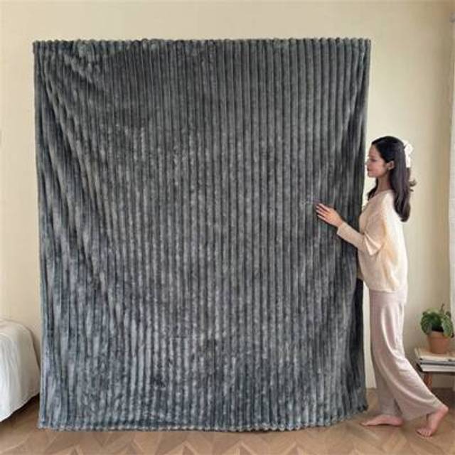 SHEIN 1pc Solid Striped Soft & Warm Flannel Blanket, Multipurpose Throws For Bed, Sofa, Travel, Office, Bedroom Decor, Suitable For All Seasons. A Perfect G