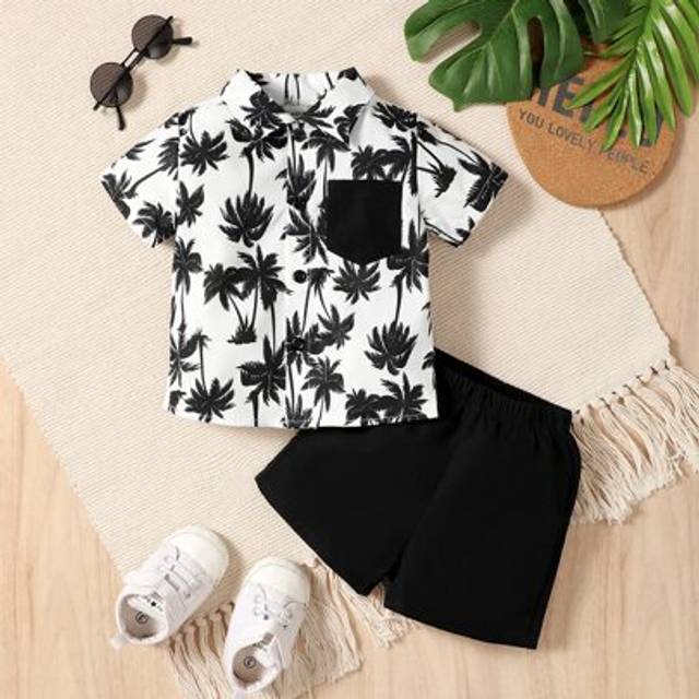 SHEIN Baby Boy Summer Holiday Coconut Tree Printed Shirt And Solid Color Shorts Set