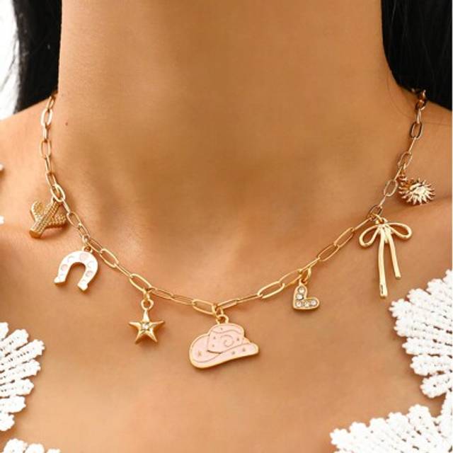 SHEIN 1pc Western Style Handmade Resin Cowgirl Pink Hat, Horseshoe, Cactus, Pentagram, Bow Decor Fashion Minimalist Necklace Valentines,Mom,Mother,Mother&#39;s