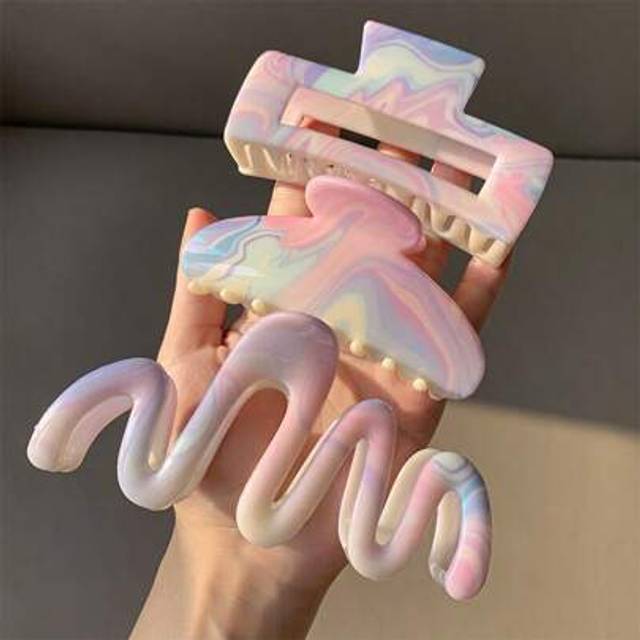 SHEIN 3 Pcs/1 Pc Candy Color Claw Clip - Extra Hold Hair Clamp For Thick Hair, Summer Y2K Cute Crinkle Clip For Girls, Sweet Updo Hair Accessories For Schoo