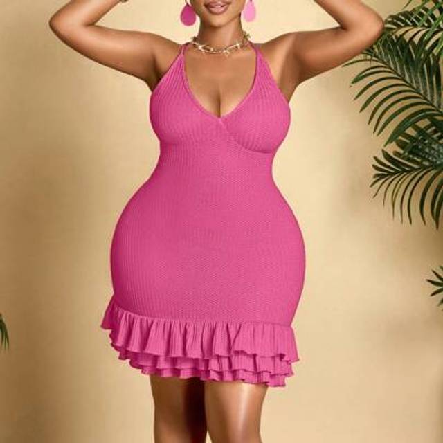 SHEIN Women&#39;s Plus Size Casual Solid Color Sexy Halterneck Low Neck Slim Hip Wrap Dress, A Staple Of Hawaii Travel, Suitable For Vacation Dates
