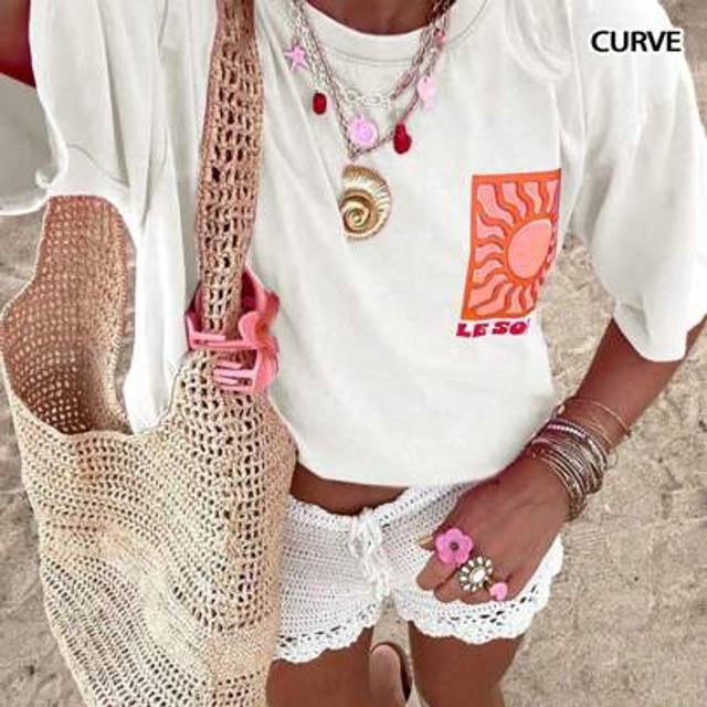 SHEIN Plus Size Women&#39;s Plus Size Spring And Summer Fashion Casual Boho Vacation Simple Commuting English Letters Sun Print Round Neck Pullover T-Shirt Brun