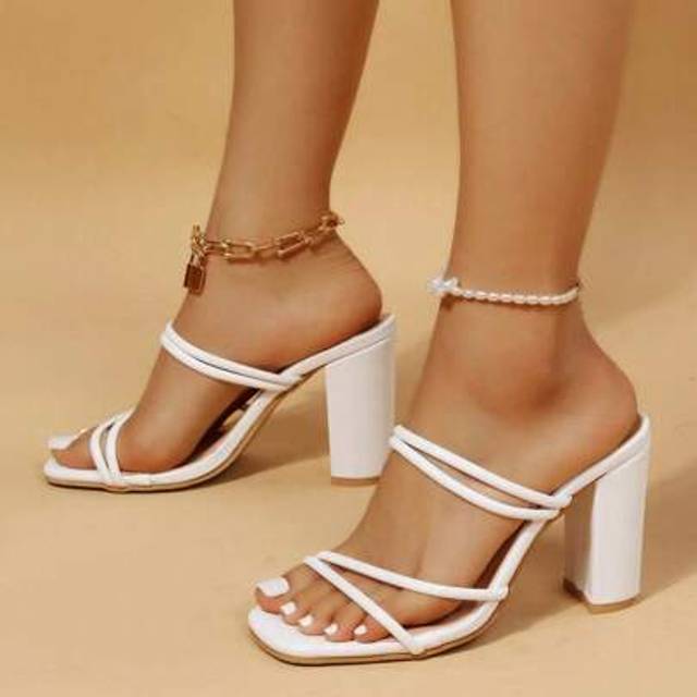 SHEIN Fashionable Chunky Heel Open Toe Criss-Cross Strap Women Sandals, Versatile White High Heel Slides, 2-In-1 Sandals