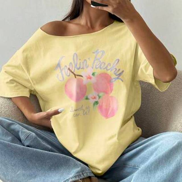 SHEIN Women&#39;s Oversized Loose Shoulder Fruit Peach Y2K Short Sleeve T-Shirt, Yellow, Summer
