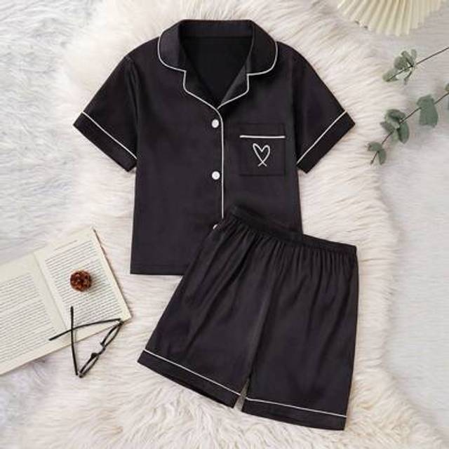 SHEIN Girls Pajamas Set, Soft Solid Color Waffle Knit Applique Heart, Collar Button Short Sleeve & Shorts 2pcs For Teens