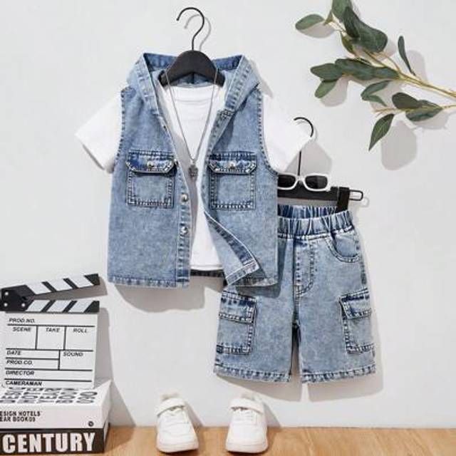 SHEIN Young Boys Denim Set, Vintage Mid-Blue, Includes Hooded Vest And Relaxed Cargo Shorts, Casual Streetwear Fashion Style Young Boys 2 Pieces
