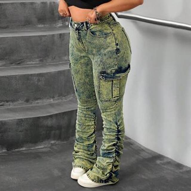 SHEIN Plus Size Distressed Washed Ruched Slim Fit Utility Jeans