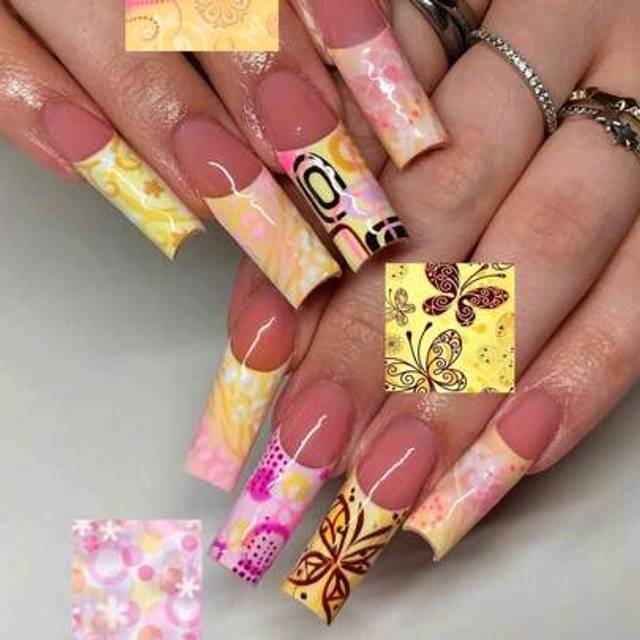 SHEIN 24 Pcs Of Long Press On Acrylic Nails Square Gift Box Sweet Pink Nails Peach Spring Feeling Gentle Hand-Painted Color Butterfly Goose Yellow Stripes S
