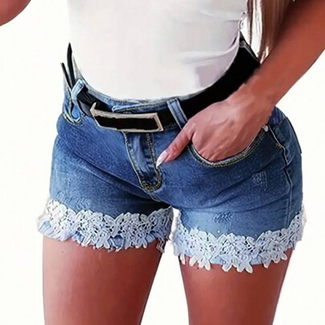 SHEIN Stretchy Lace Pocket Skinny Denim Shorts For Women