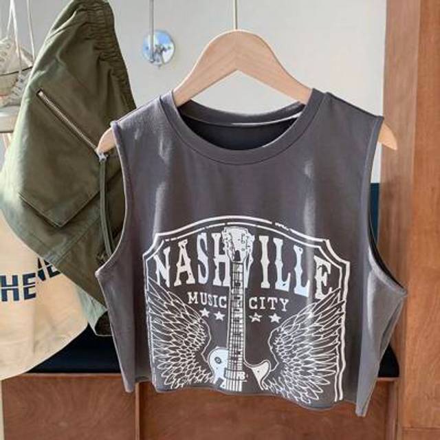 Comfortcana Women&#39;s Music Festival Guitar & Letter Print Crop Tank Top