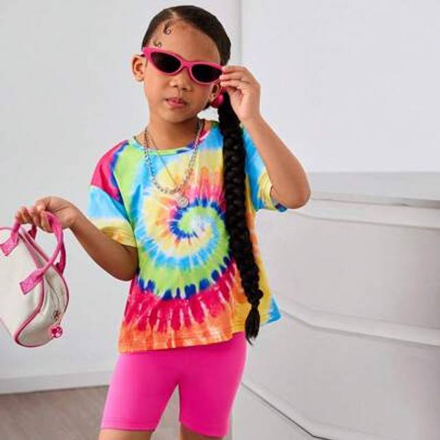 SHEIN Young Girl Casual Streetwear Knit Crew Neck Short Sleeve Top And Matching Shorts Set