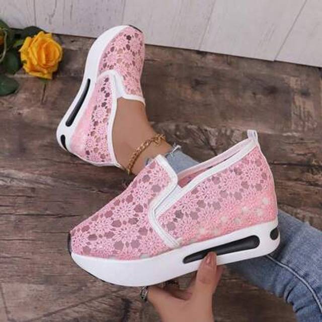 SHEIN Women&#39;s Platform Lace Embroidery Slip-On Casual Sneakers, Fashion White Shoes