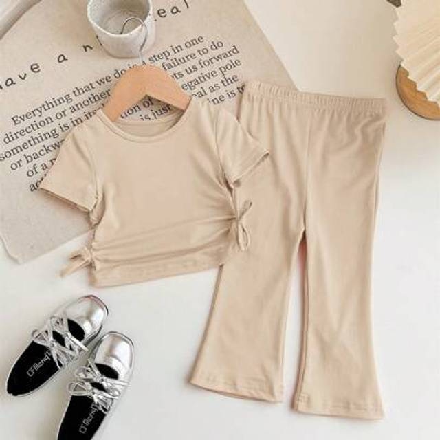SHEIN 2pcs Baby Girl Cute Knit Apricot Short Sleeve Top & Flare Pants Set, Casual