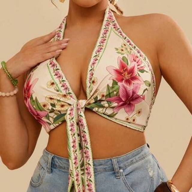 Travachic Plus Size Bohemian Floral Print Front Tie-Up Crop Top, Summer Blouse For Women