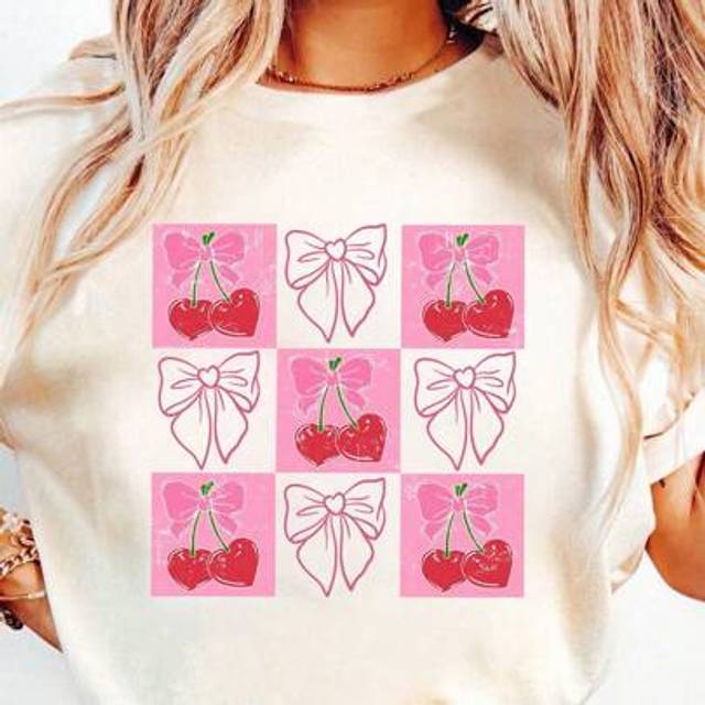 INAWLY Plaid Cherry, Flirty Bow, Pink Valentine&#39;s Day Flirty Round Neck Women&#39;s Cute Printed T-Shirt