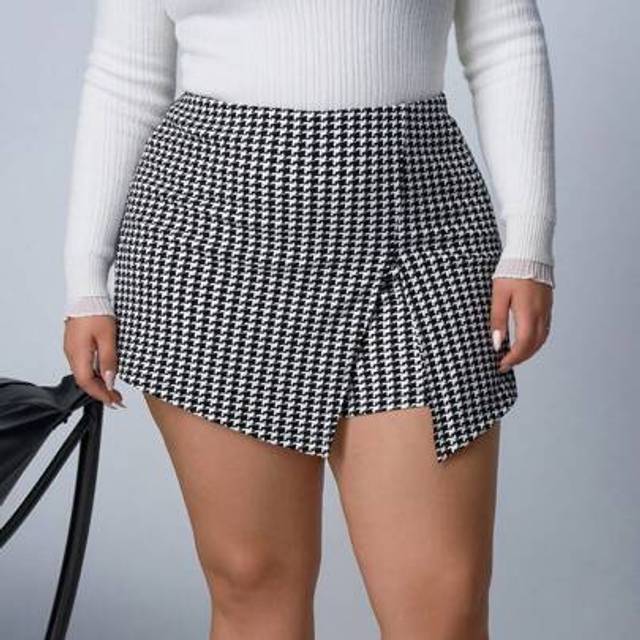 SHEIN Plus Size Women Houndstooth Knitted Skort, Casual Autumn/Winter