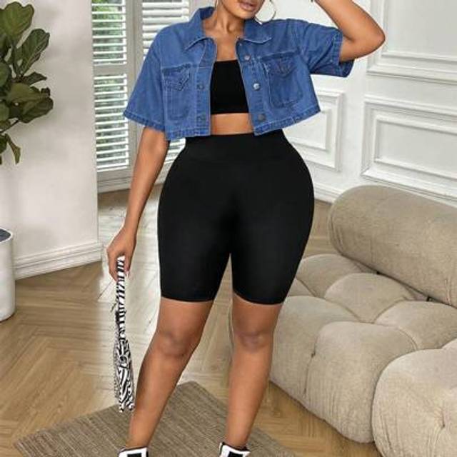 SHEIN Plus Size Women Blue Denim Cropped Jacket With Turndown Collar, Short Sleeve