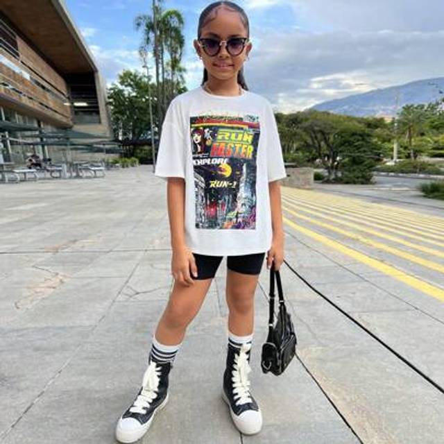 SHEIN 2pcs/Set Tween Girls Graphic Print Loose T-Shirt + Biker Shorts, Casual Daily Versatile Outfit