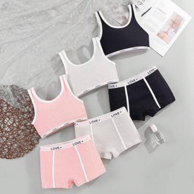 SHEIN Tween Girl 3pcs Set: Sports Bra, Cami Bra, Seamless Briefs Underwear Set, Simple Solid Color,Summer Travel
