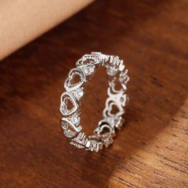 SHEIN 1pc Silver Heart-Shaped Cubic Zirconia Ring, Fashionable Minimalist Versatile Band