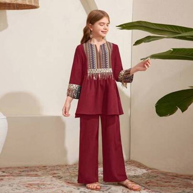 SHEIN Tween Girl Loose Modest Holiday Floral Spliced Collar Shirt And Relaxed Pants 2 Pieces Set