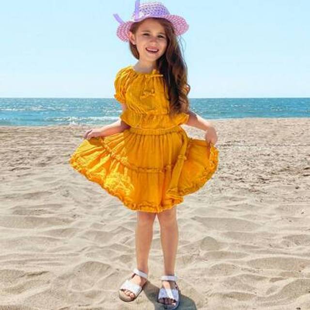 SHEIN 2pcs/Set Young Girl Casual Simple Comfortable Puff Sleeve Pullover Top And Mini Skirt