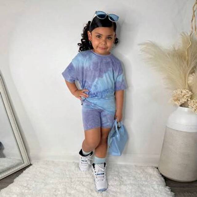 SHEIN SLAYR KIDS Young Girl Casual Tie-Dye Print Round Neck Loose T-Shirt & Form-Fitting Leggings 2 Pieces Set For Young Girls