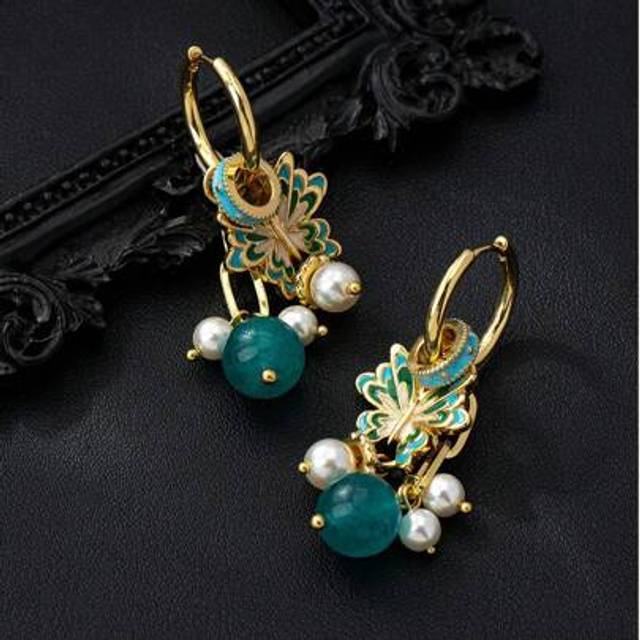 SHEIN 1 Pair Retro Luxurious High-End Enamel 3D Butterfly & Bead Pearl Earrings For Women, Suitable For Cheongsam And A-Line Skirt, Mother&#39;s Day Gift