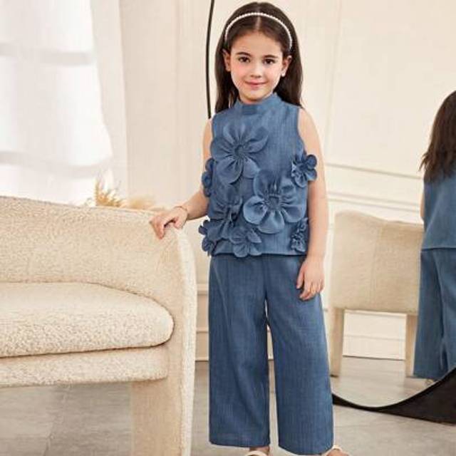SHEIN Girls&#39; 2pcs Set Stand Collar Sleeveless 3D Floral Top And Long Pants, Elegant Casual Suit
