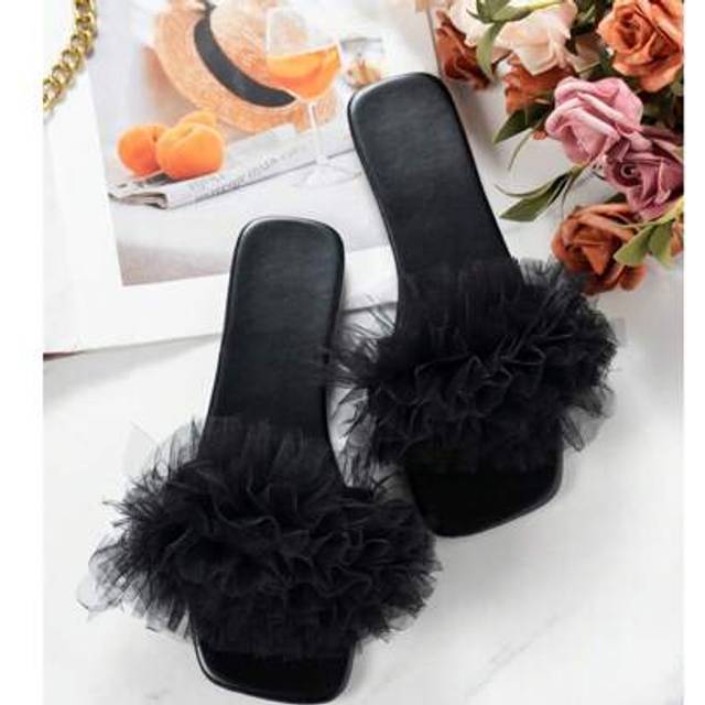 SHEIN Women&#39;s Square Toe Flat Slide Sandals, Suitable For Fashion Parties, Gatherings, Daily Wear, Multifunctional Plus Size Sandals, Charming Wide-Fit Sand