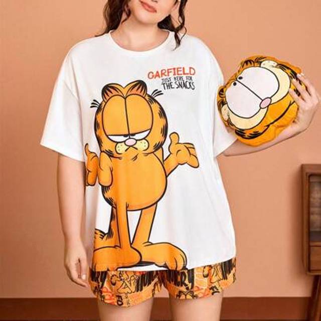 SHEIN Plus Size Size Casual Cute Cartoon Dopamine Printed Short Sleeve T-Shirt And Shorts Pajama Set, Summer White/Yellow Cat Design, Loose Fit