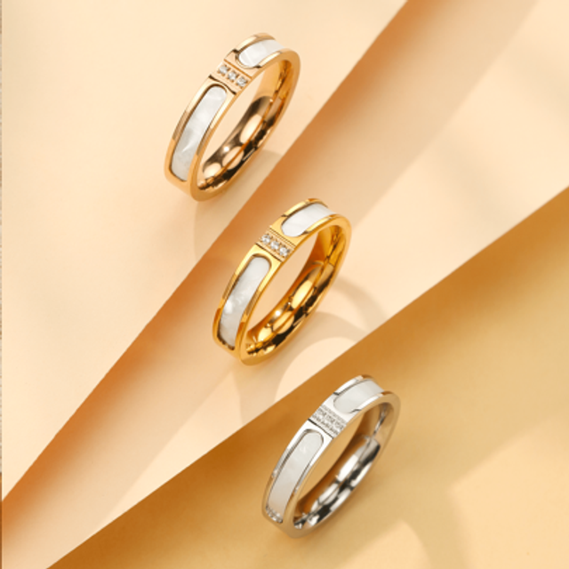 SHEIN 1 Piece Width 5mm Fashionable New Stainless Steel Women&#39;s Ring, Simple Enamel Small Cubic Zirconia Wedding Rings