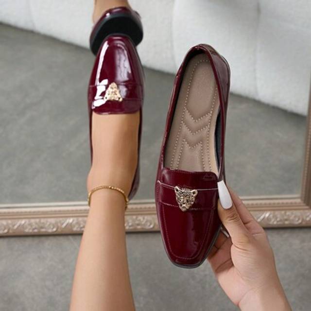 SHEIN Women Square Toe Loafers, Metal Buckle Animal Decor Casual Slip On Flat Shoes, Lightweight & Anti-Slip