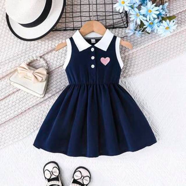 SHEIN Baby Girl&#39;s Fashion Heart Embroidery Sleeveless Lapel Open Front Casual Everyday Dress, Summer