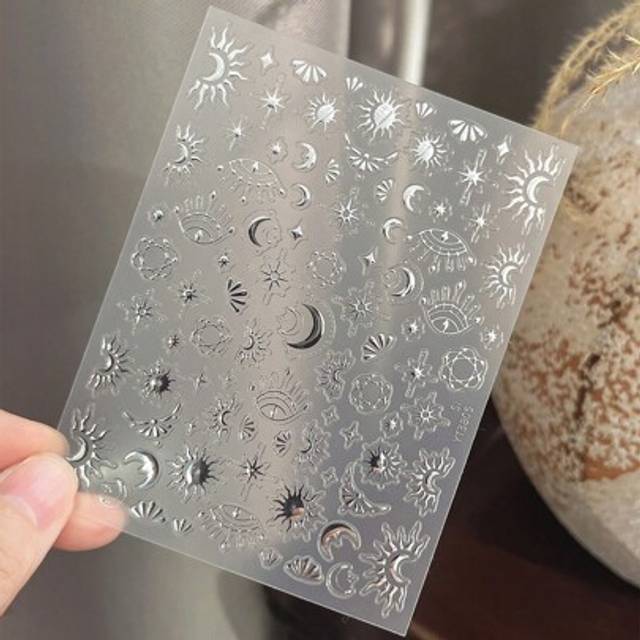 SHEIN 1pc 3D Gold Sun/Moon/Star Bronzing Nail Art Sticker Star Moon Design Nail Decal Gold Silver Self-Adhesive Slider