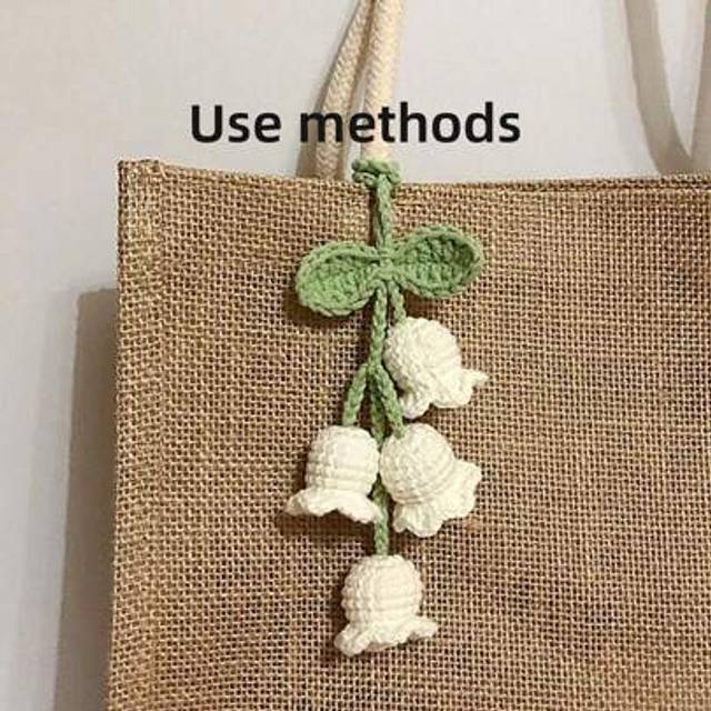 SHEIN 1pc Handmade Knitted Flower Keychain Bag Charm, Design Bag Charm,Creative Keychain, Key Chain Charms, Backpack Pendant, Bag Charms, Cute Stuff Crochet