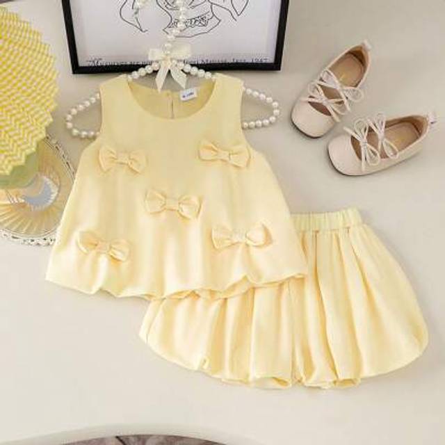 SHEIN 2pcs/Set Baby Girl Cute Solid Bow Decor Singlet And Ruffle Shorts Set, Summer