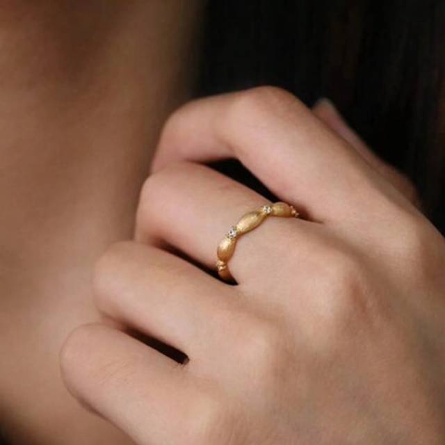 SHEIN 1pc Vintage Textured 18K Gold Plated Promise Ring For Women, 925 Sterling Silver Lightweight Luxe Daily Wear Ring