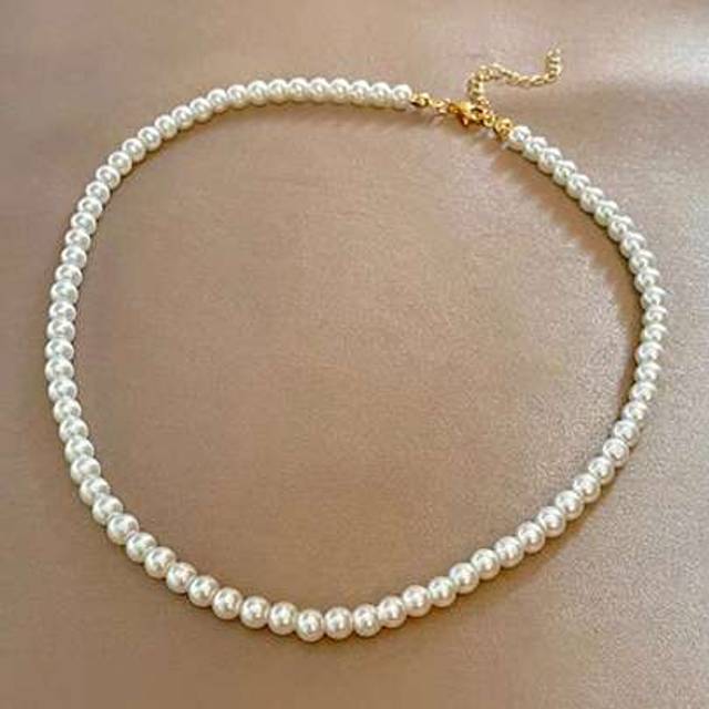 SHEIN 1pc Girl&#39;s Minimalist Versatile Faux Pearl Necklace, Fashion Elegant, Suitable For Daily Wear Or Mother&#39;s Day Gift